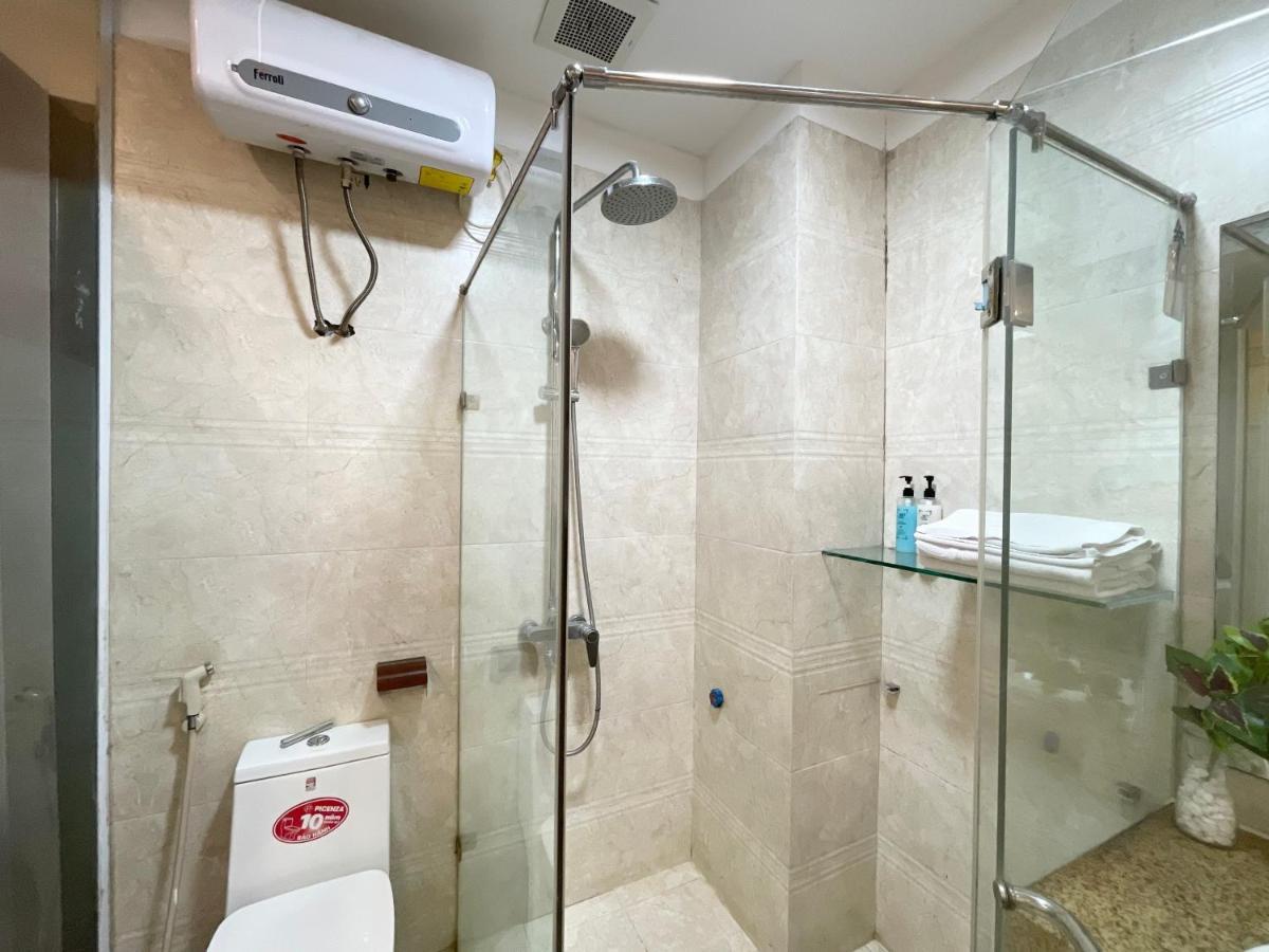 Mely Hotel Ha Noi Hanoi Exteriör bild